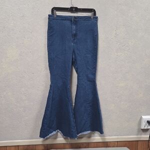 Free People Dark Blue Flare Jeans Very Stretchy Bell Bottom Flare Jeans 31 Waist